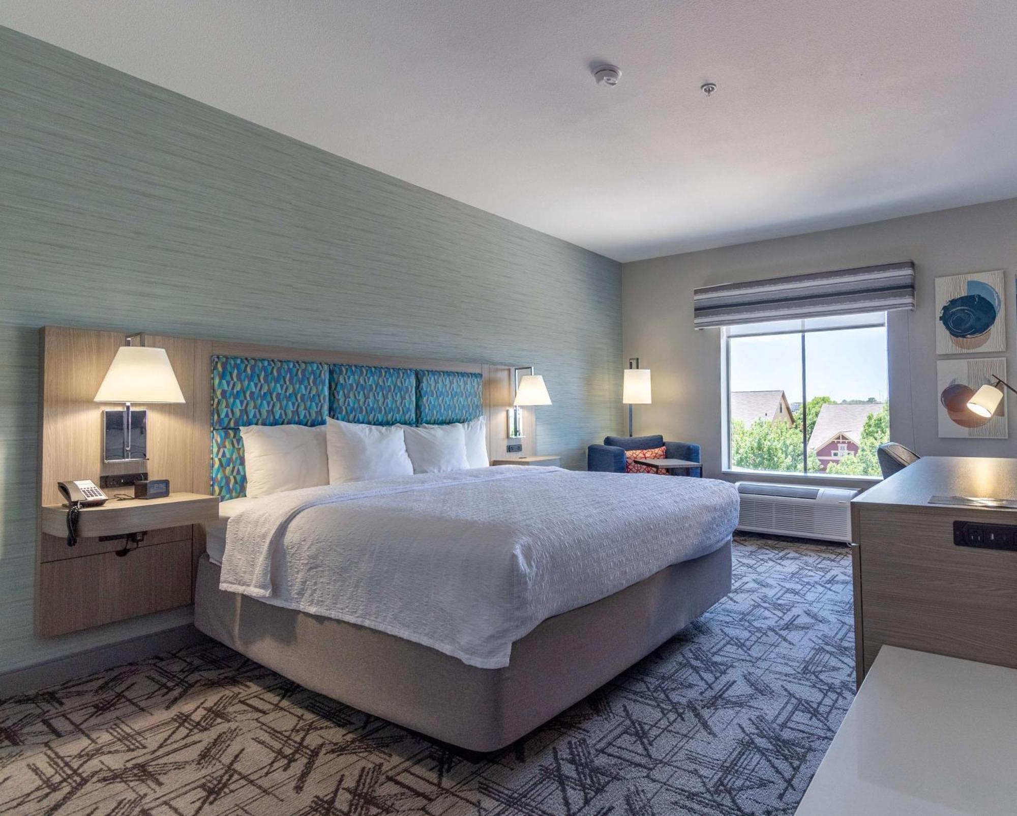 Hampton Inn & Suites Denton Ngoại thất bức ảnh