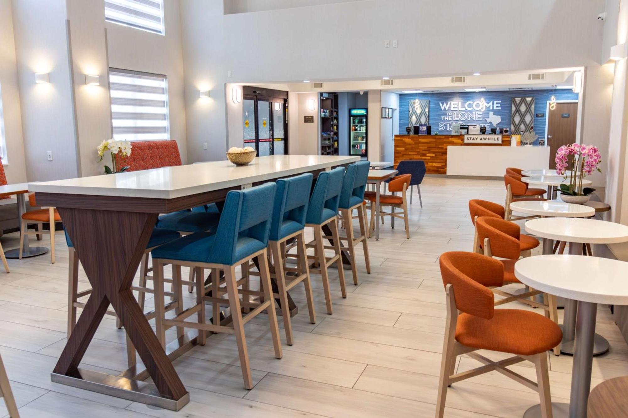 Hampton Inn & Suites Denton Ngoại thất bức ảnh