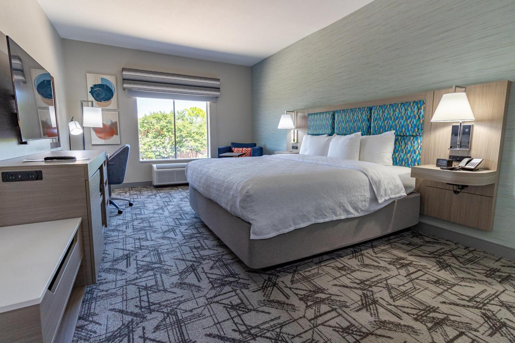 Hampton Inn & Suites Denton Ngoại thất bức ảnh