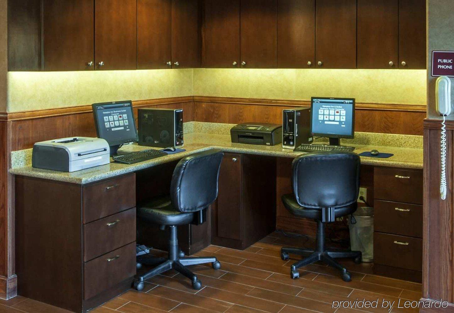 Hampton Inn & Suites Denton Ngoại thất bức ảnh