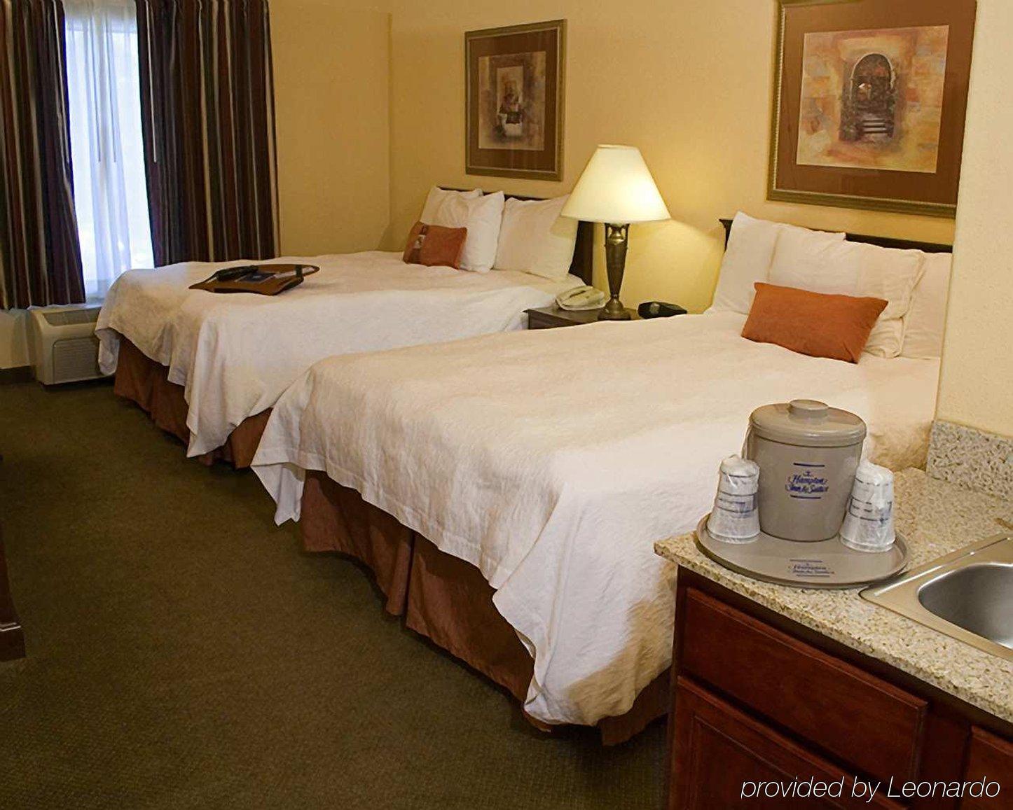 Hampton Inn & Suites Denton Phòng bức ảnh
